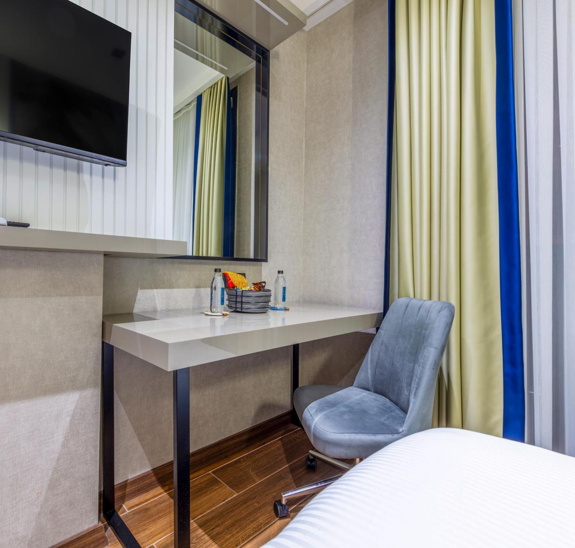 Dem Premium Hotel - Round Trip Airport Service - Istanbul International Airport Arnavutkoy Luaran gambar